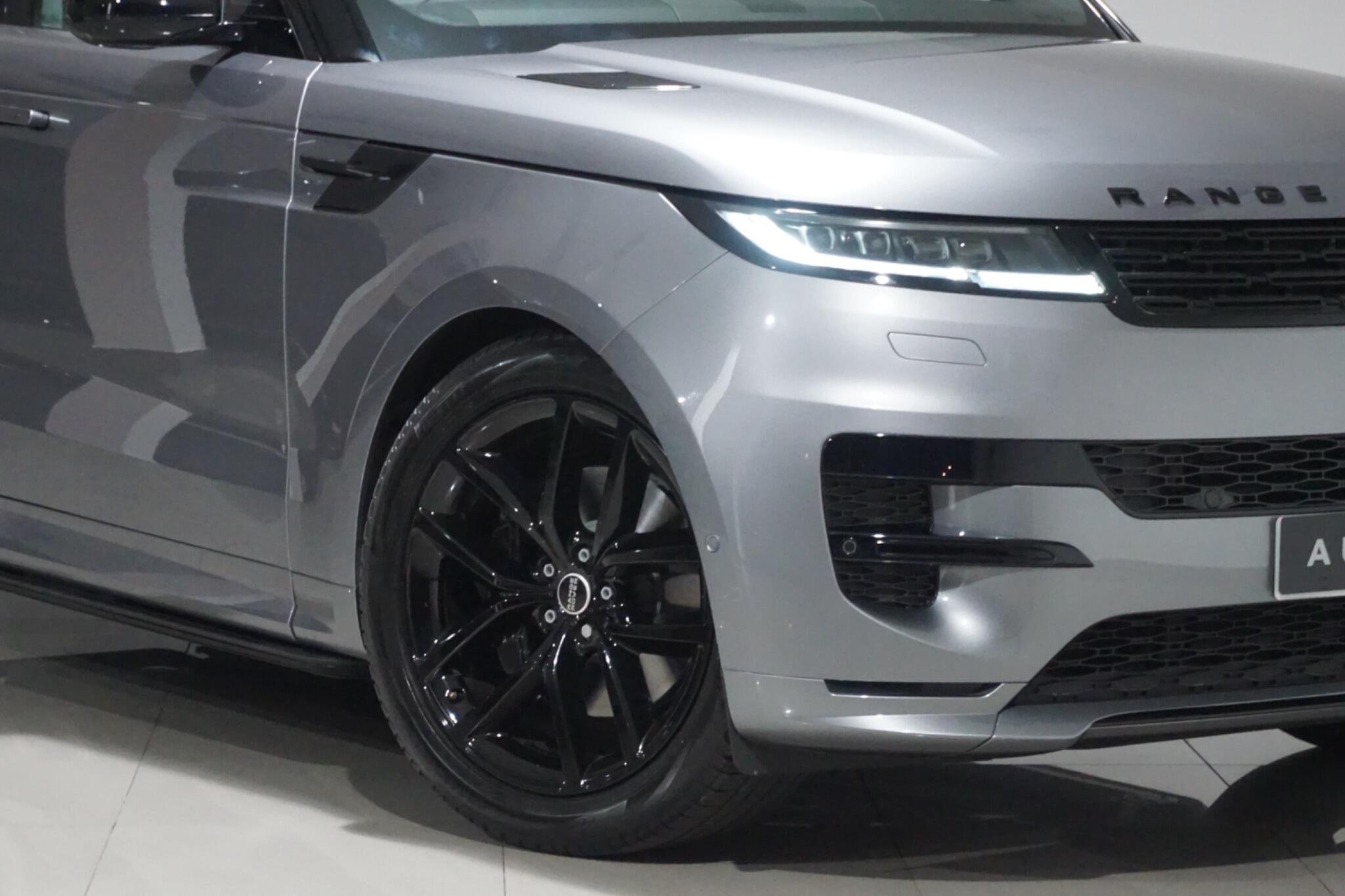 Land Rover Range Rover Sport 3.0 D300 MHEV Dynamic SE SUV 5dr Diesel Auto 4WD Euro 6 (s/s) (300 ps)
